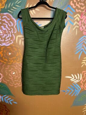 Brat Star Olive Green Textured Cap-Sleeve Maxi Dress